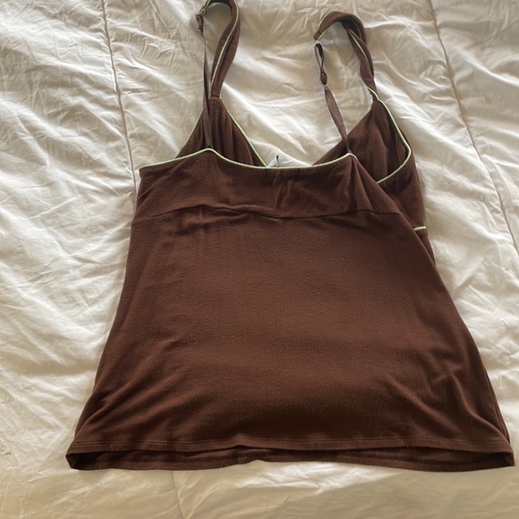 From brand ALFANI size large - Picture 2 of 4